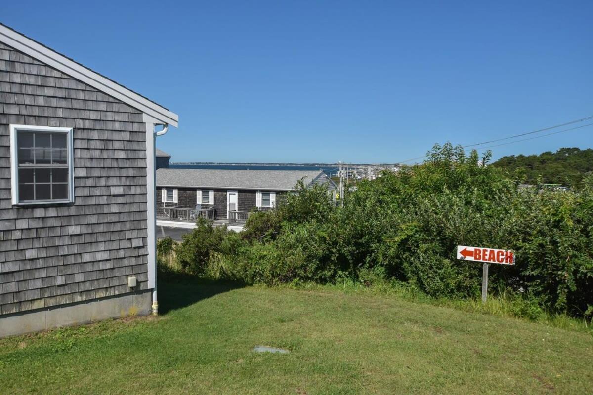 12216 - Beautiful Views Of Cape Cod Bay Access To Private Beach Easy Access To P-Town Truro Kültér fotó
