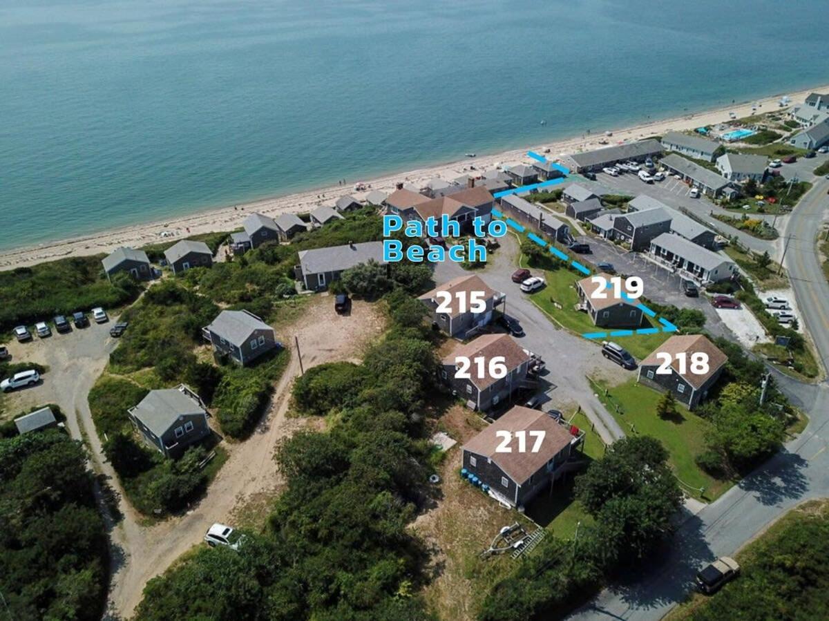12216 - Beautiful Views Of Cape Cod Bay Access To Private Beach Easy Access To P-Town Truro Kültér fotó